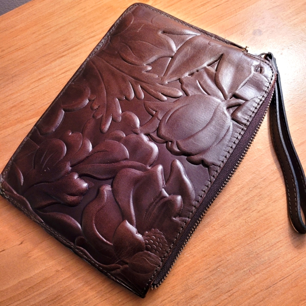 Wristlet